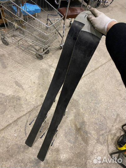 Лыжи горные 140 см Rossignol