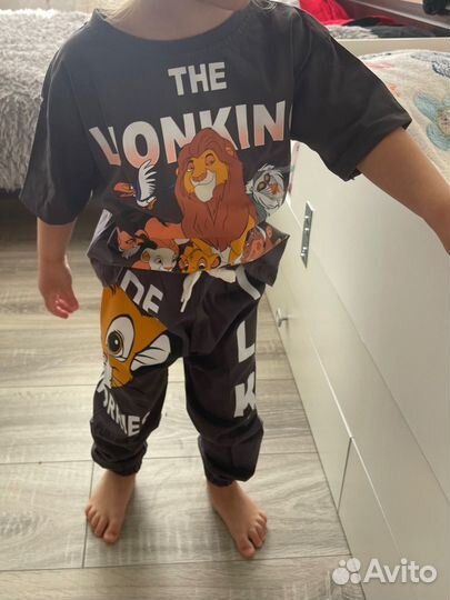 Костюм для мальчика zara 104 р