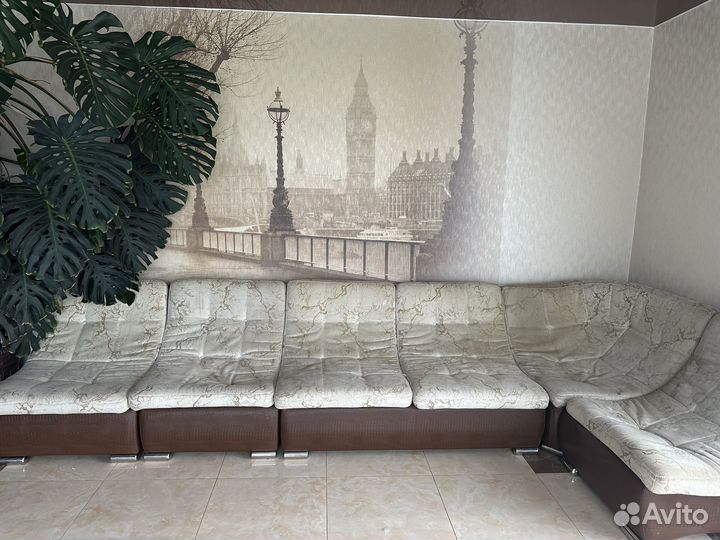 Большой модульный угловой диван
