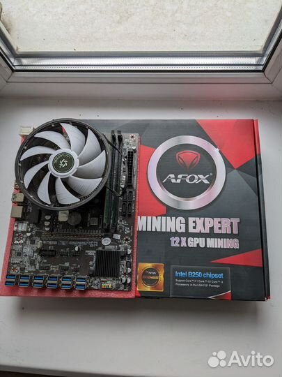 Материнская плата с процессором afox 12xGPU