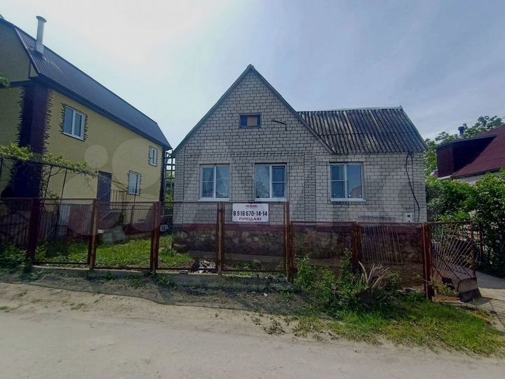 Дом 65 м² на участке 4 сот.