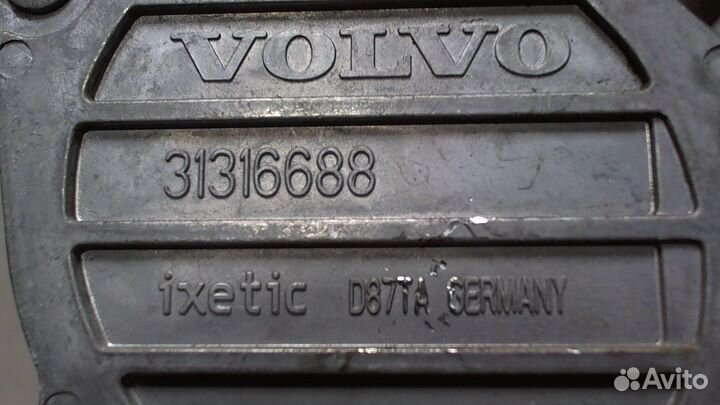 Насос вакуумный Volvo V40, 2013