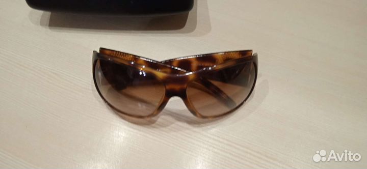 Солнцезащитные очки