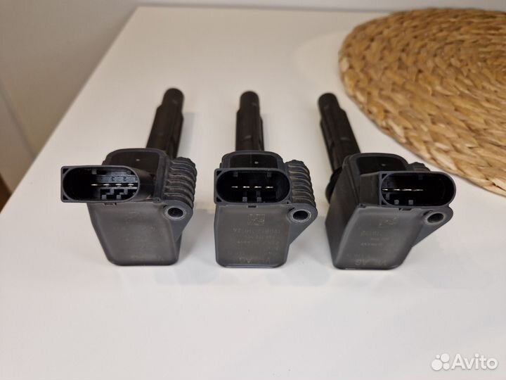 Катушка зажигания VW AG оригинал 04C905110D