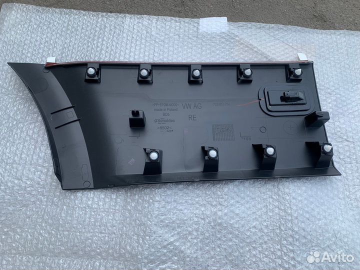 Накладка заднего крыла правого Crafter