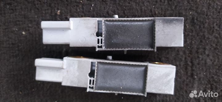 Датчик удара пара Volvo S60 B5254T2 2007