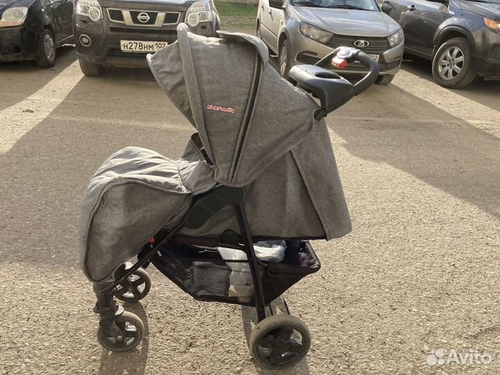 Коляска Rich family