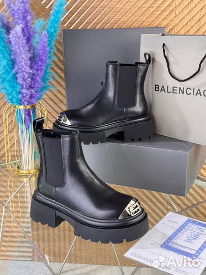 Ботинки женские зимние челси balenciaga