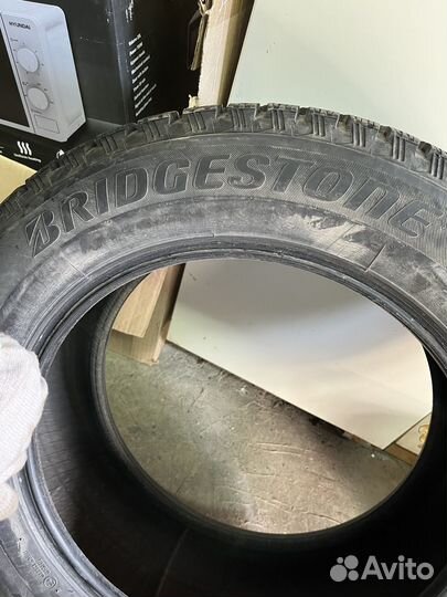 Ironman RB-12 NWS 2.25/60 R17 49