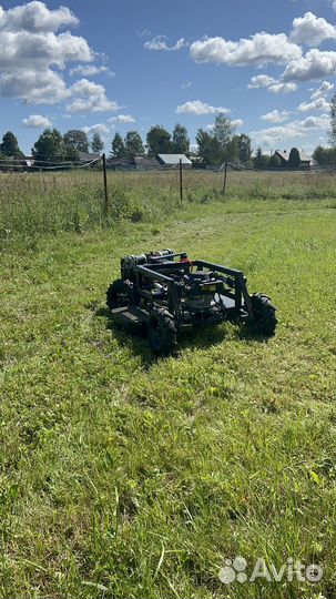 Газонокосилка самоходная