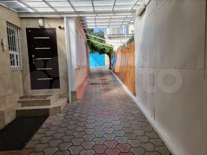 Дом 68 м² на участке 2,7 сот.