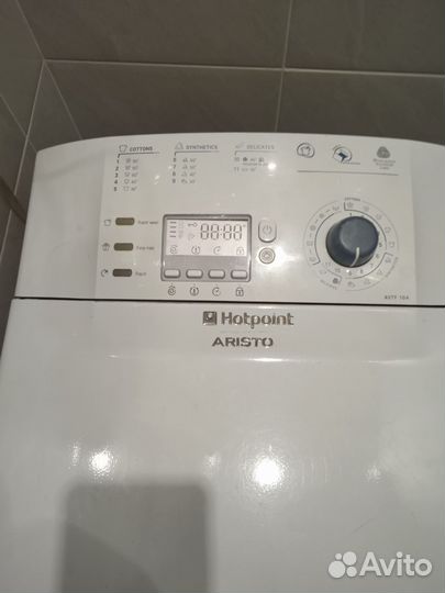 Стиральная машинка Hotpoint-Ariston на запчасти