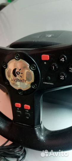 Игровой руль logitech