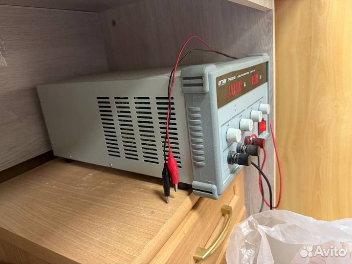 Блок питания 10A 30V atten TPR3010S