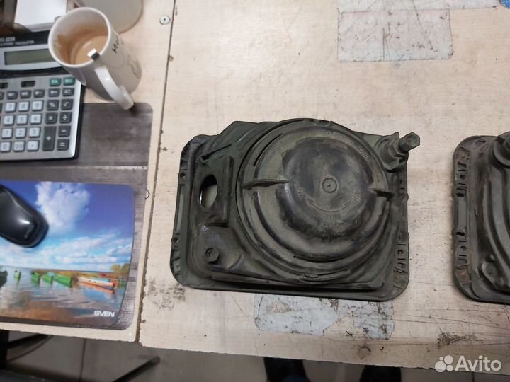 Фара левая и правая Mercedes Benz Bus 207D-410