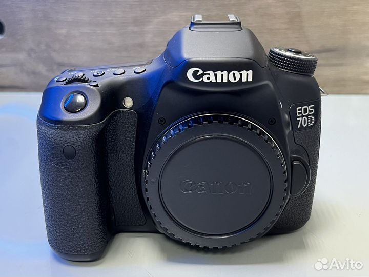 Зеркальный фотоаппарат Canon EOS 70D Body с Wi-Fi