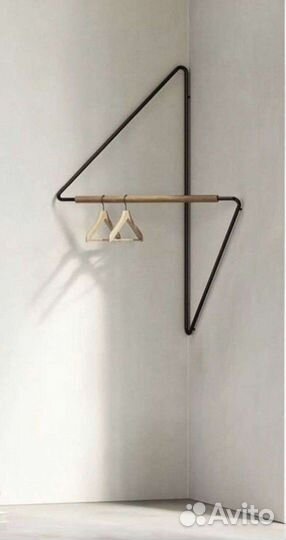 Вешалка для одежды настенная