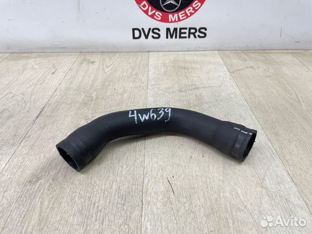 Патрубок радиатора Mercedes Vito Viano W 639