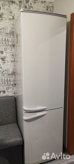 Холодильник Атлант двухкамерный