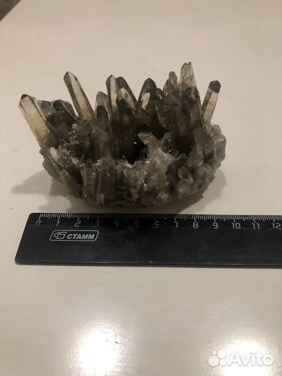 Камень Раухтопаз