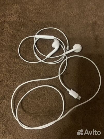 Наушники earpods