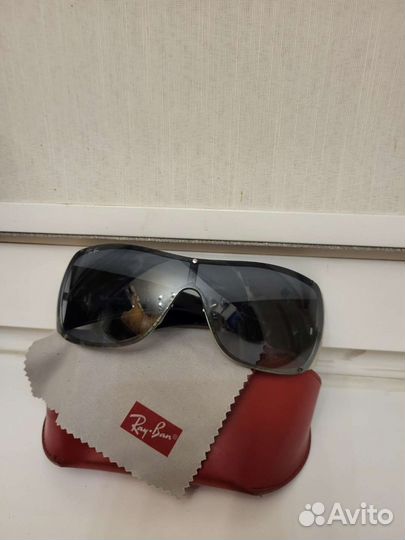 Солнцезащитные очки женские брендовые