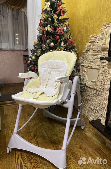 Стульчик для кормления Happy Baby William Classic