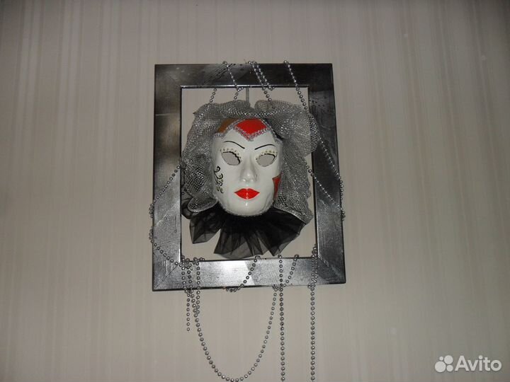 Картины - венецианские маски