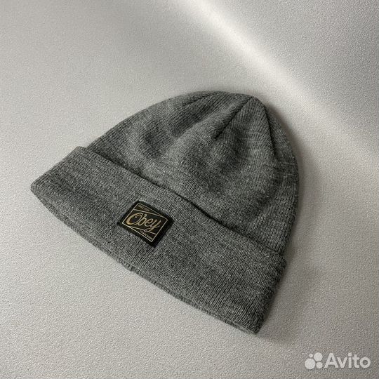 Шапка Obey