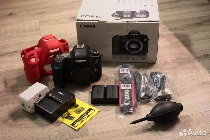 Фотоаппарат Canon 6d (зеркальный полнокадровый)