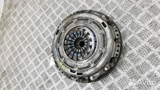 Маховик демпферный дизельный volkswagen passat B7