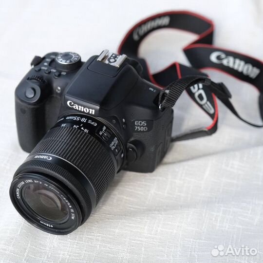Зеркальный фотоаппарат canon eos750d