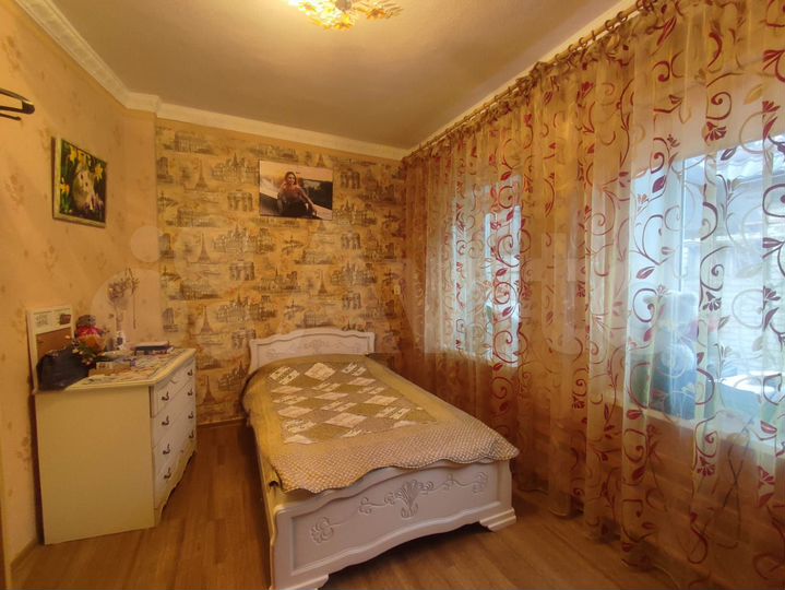 Дом 155 м² на участке 6,5 сот.