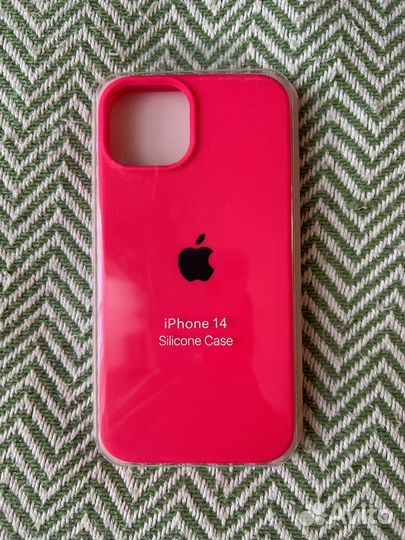 Силиконовый чехол на iPhone 14/14 pro