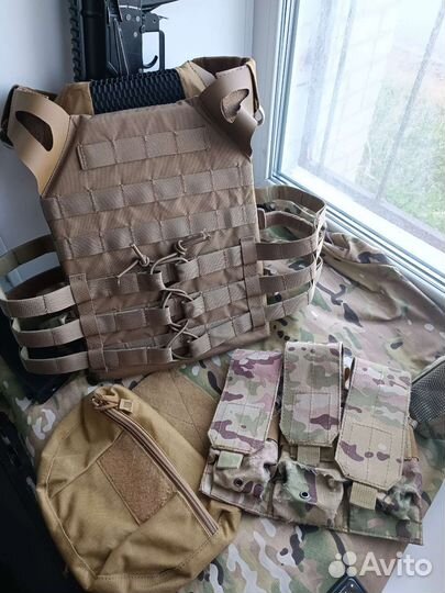 Плитник Emerson JPC (Coyote) +подсумок, напашник