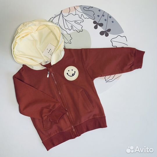 Кофта с капюшоном детская