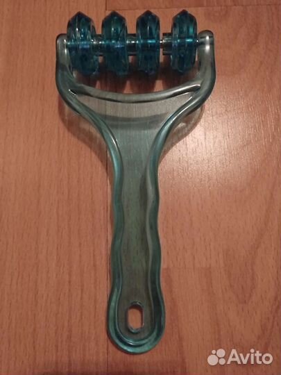 Массажер для тела ручной