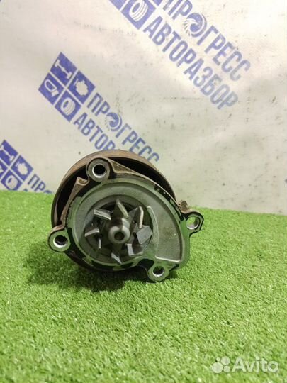 Помпа Nissan Tiida хэтчбек 1.6 HR16DE 2007