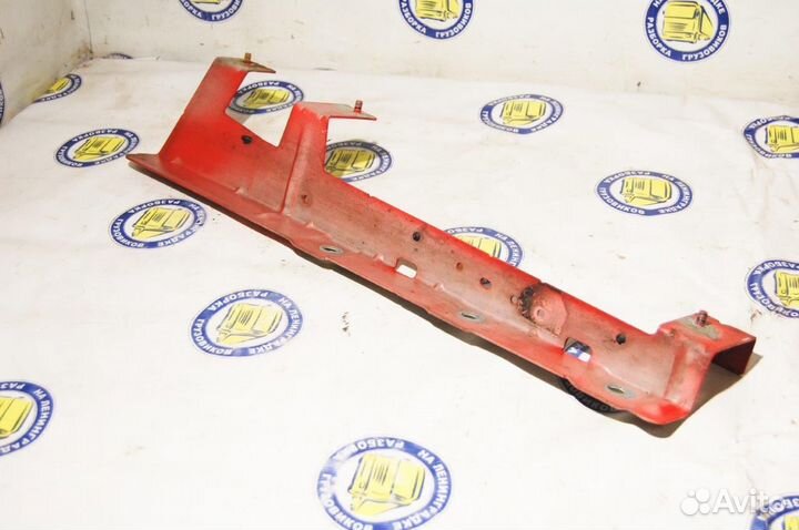 Кронштейн угла кабины левый 20731735 volvo, FH