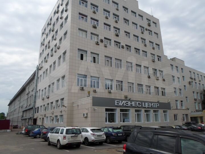 Здание, 7000 м²