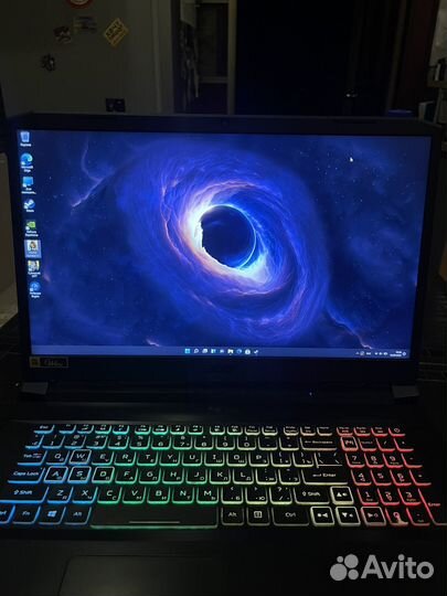 Acer nitro 5 /17.3/rtx 3060/144Ghz/5600H