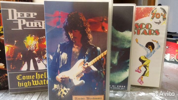 Видеокассеты записью