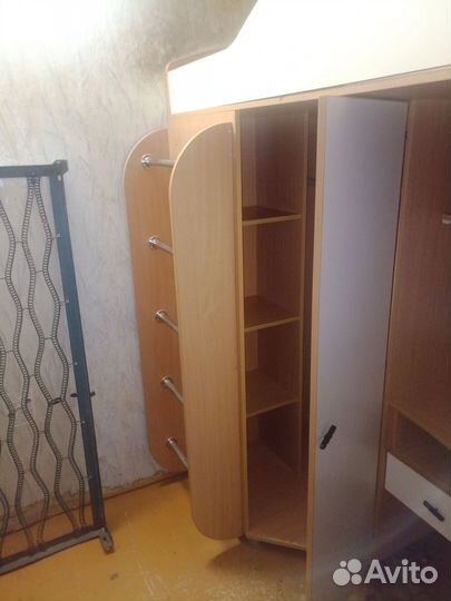 Детская стенка (кровать чердак)