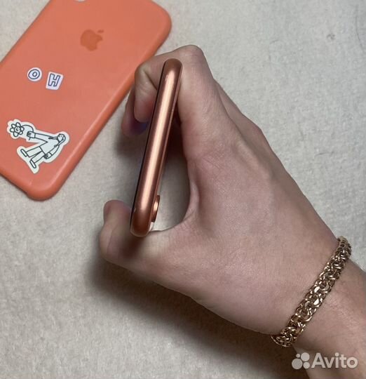 iPhone Xr 64GB Coral
