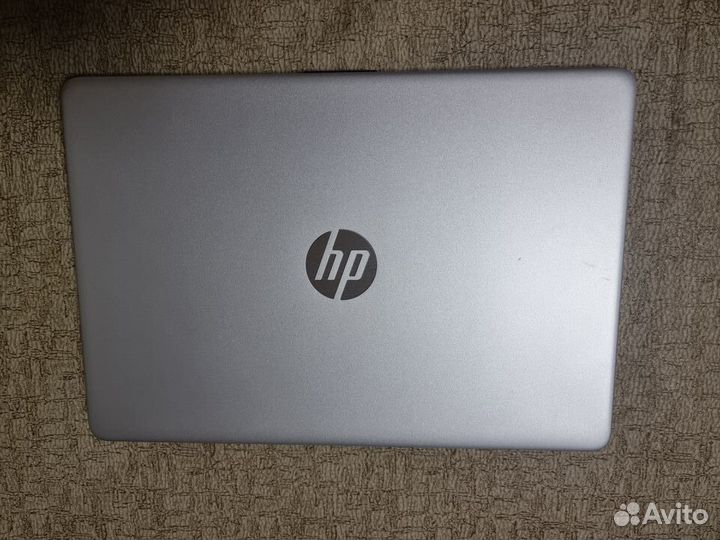 Ноутбук HP 14s