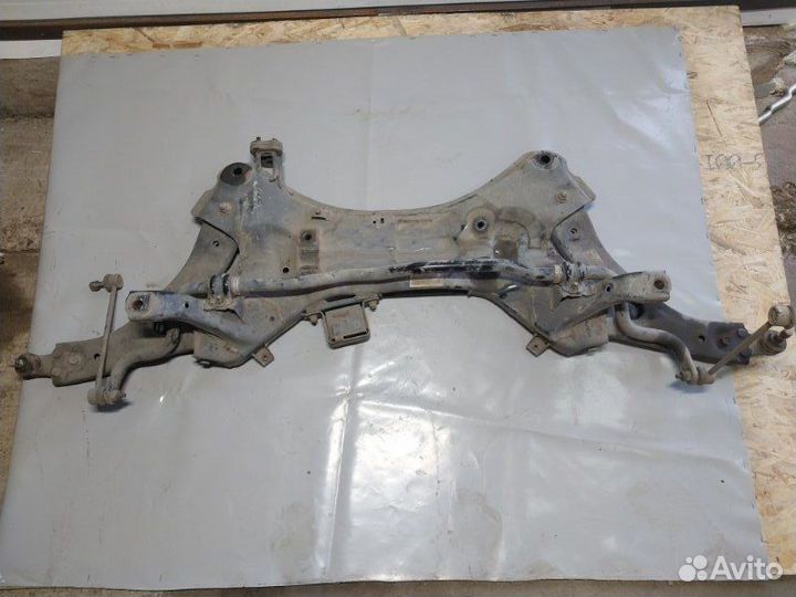 Подрамник передний Hyundai Ix35 хэтчбэк G4KD 2011