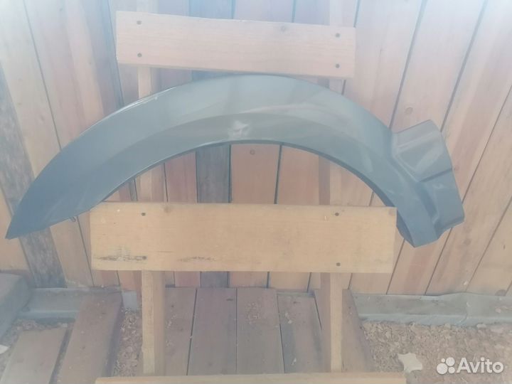 Пластик на крыло kia