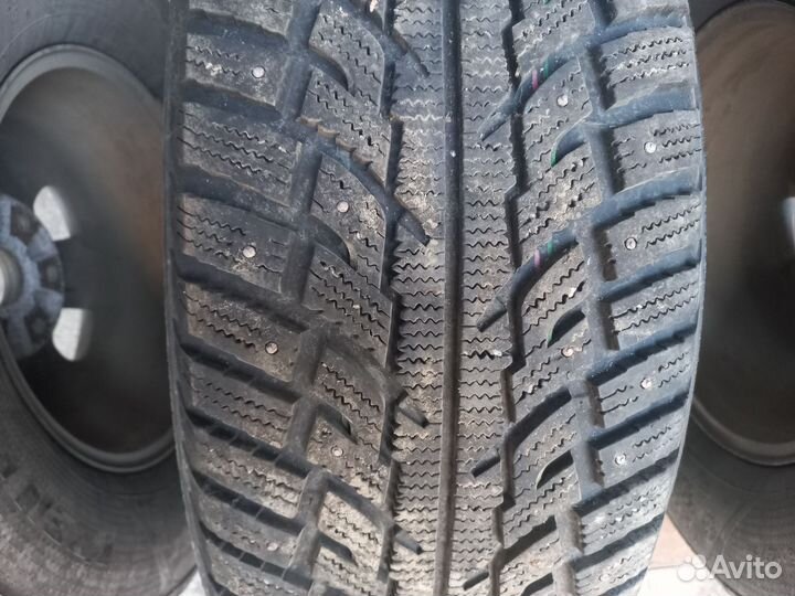 Kumho I'Zen RV Stud KC16 265/70 R16