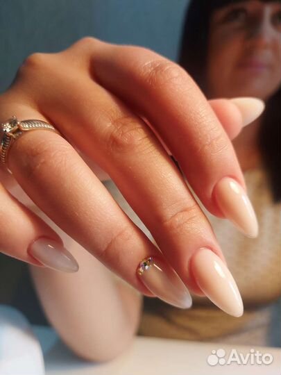 Маникюр на дому