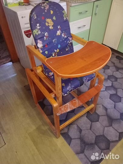 Стульчик для кормления